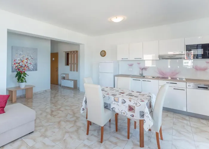 Apartman In *